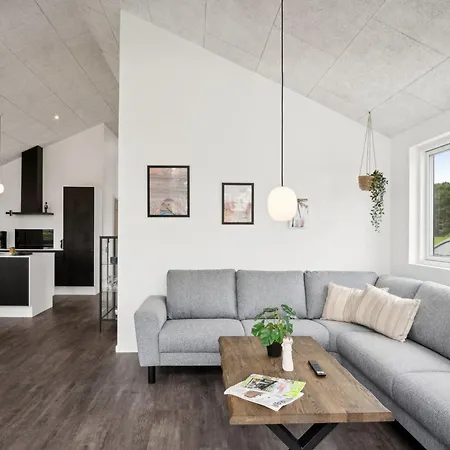 Stygg - 75m From The Sea By Interhome * ハザスレウ